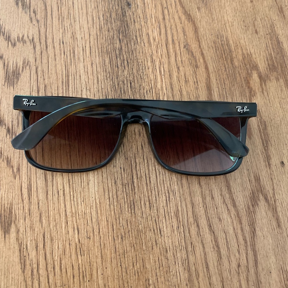 Ray-Ban sun glasses